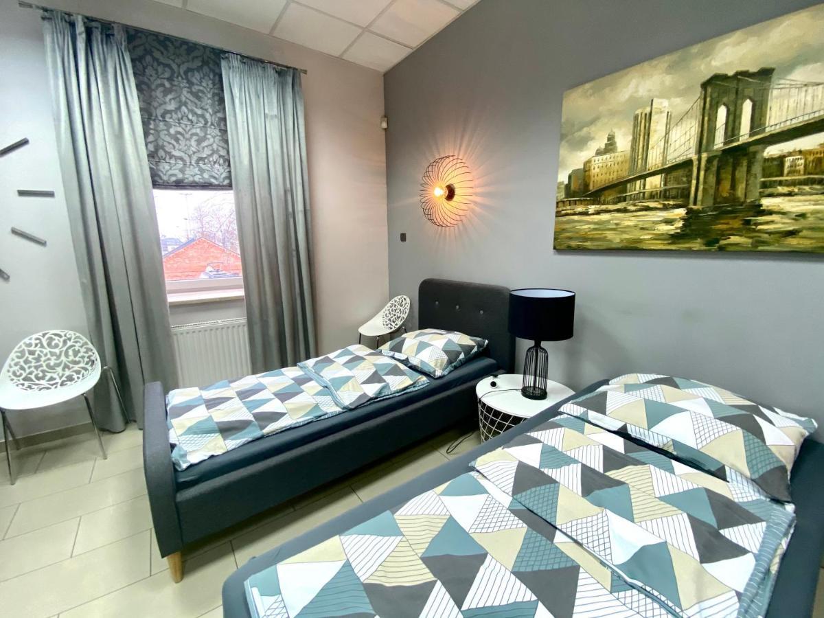 Konstantynów Łódzki Apartamenty I Pokoje „Pod Jedynka” מראה חיצוני תמונה