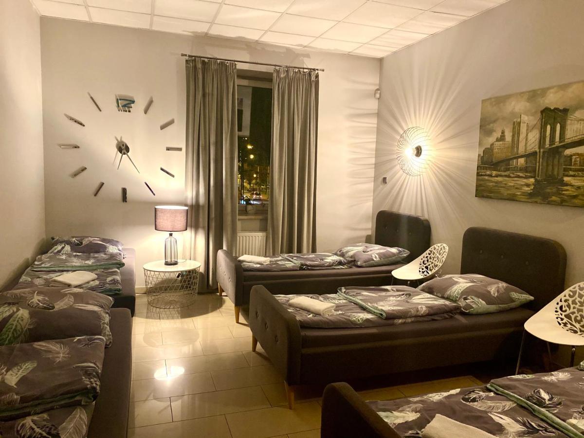 Konstantynów Łódzki Apartamenty I Pokoje „Pod Jedynka” מראה חיצוני תמונה